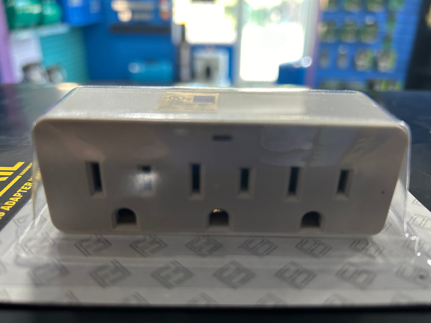 MULTI OUTLETS 3 (806012)