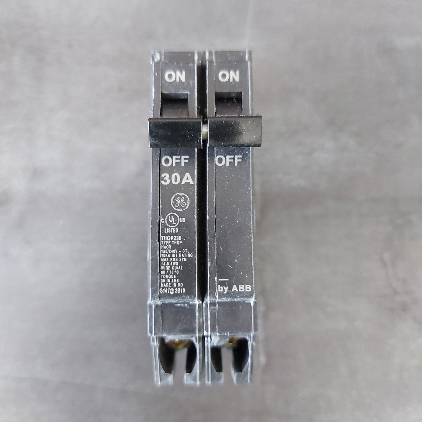 BREAKER DOBLE FINO 30AMP (THQP230) (GE)