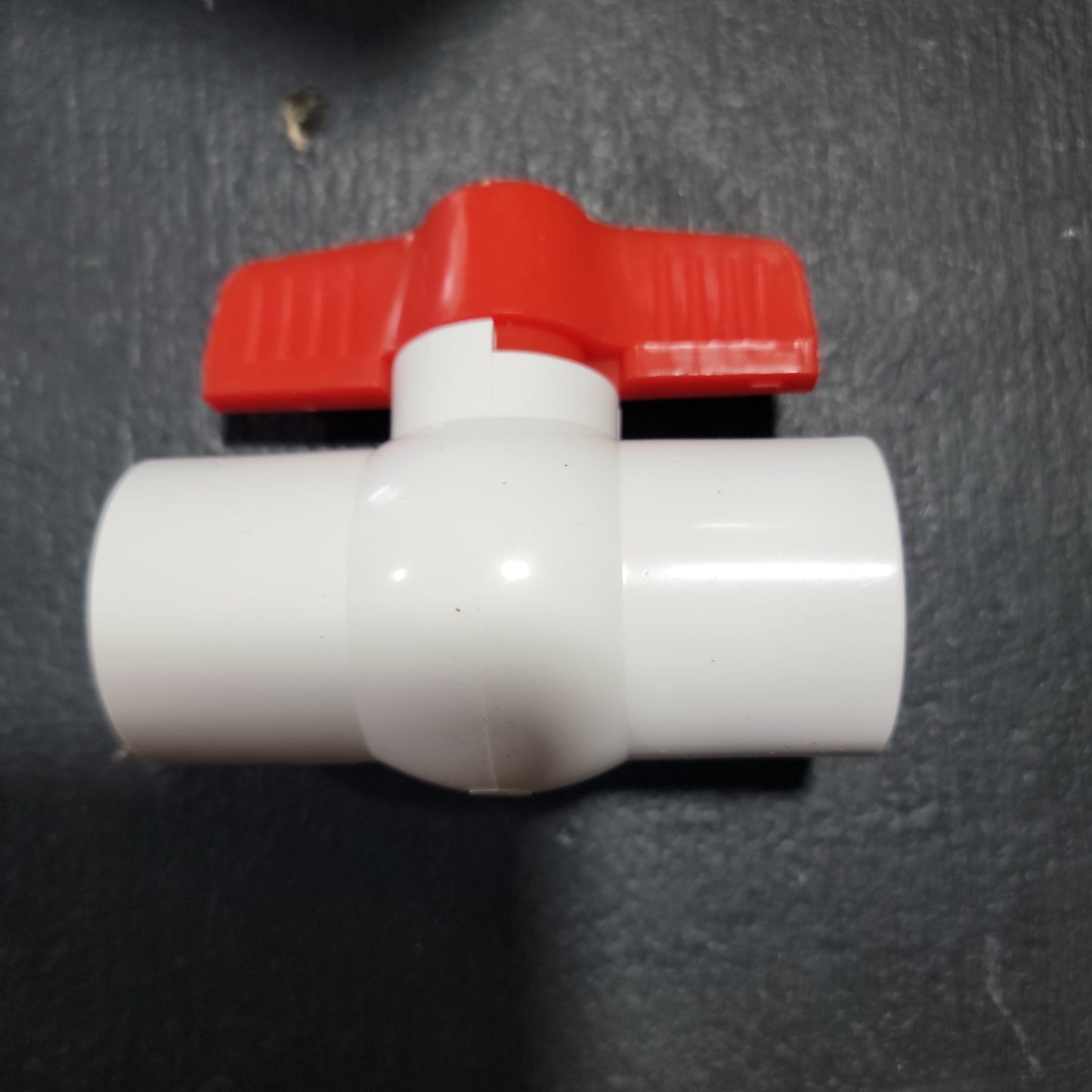 LLAVE DE PASO PVC 3/4''