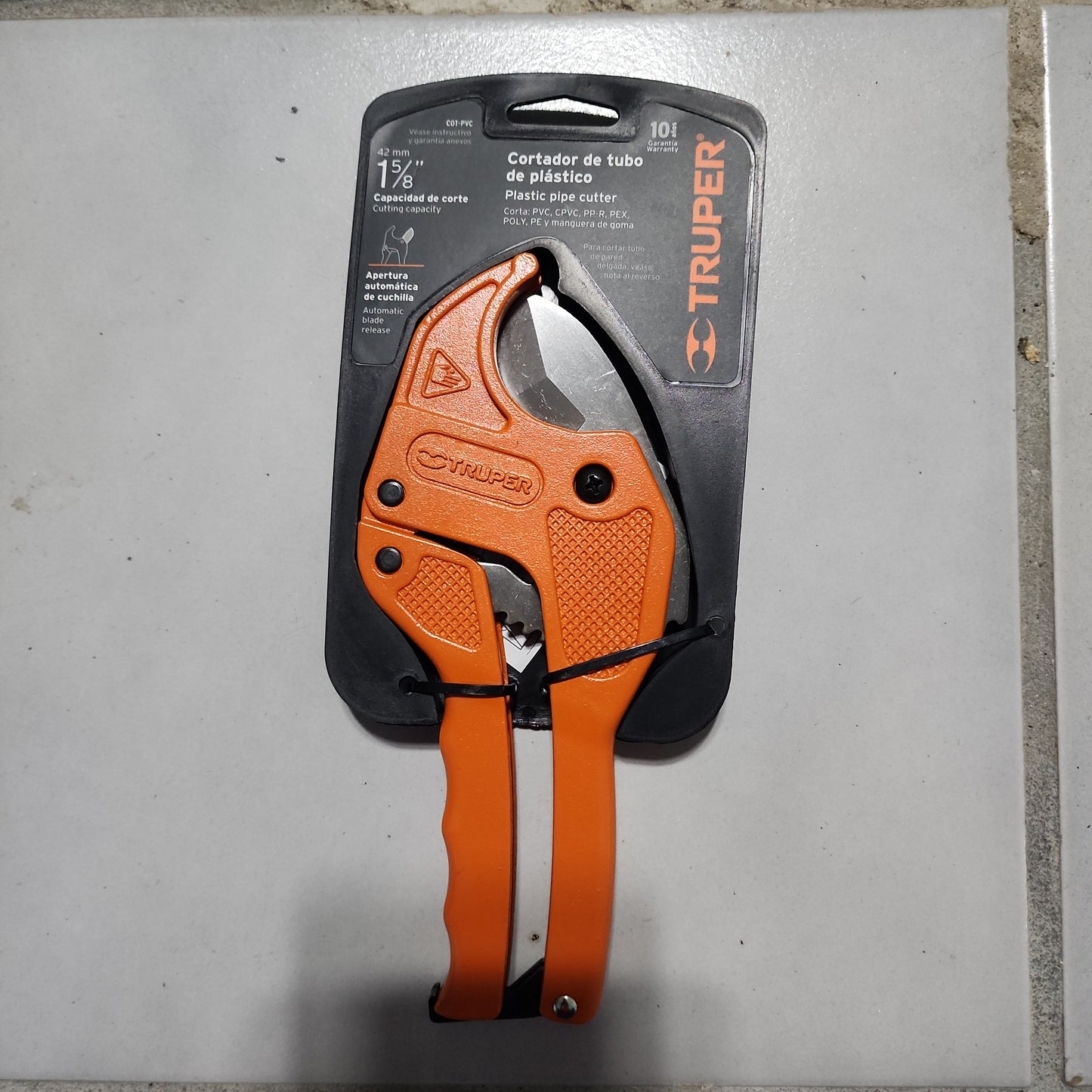 TIJERA CORTAR PVC 1 5/8