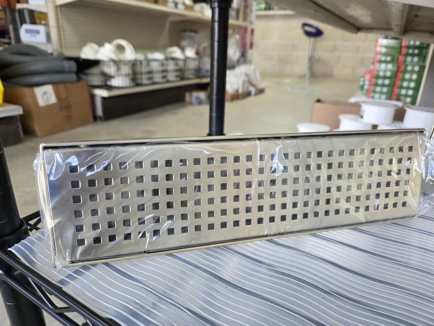 DRAIN LINEAR GRID 24" BG 8 GOLD