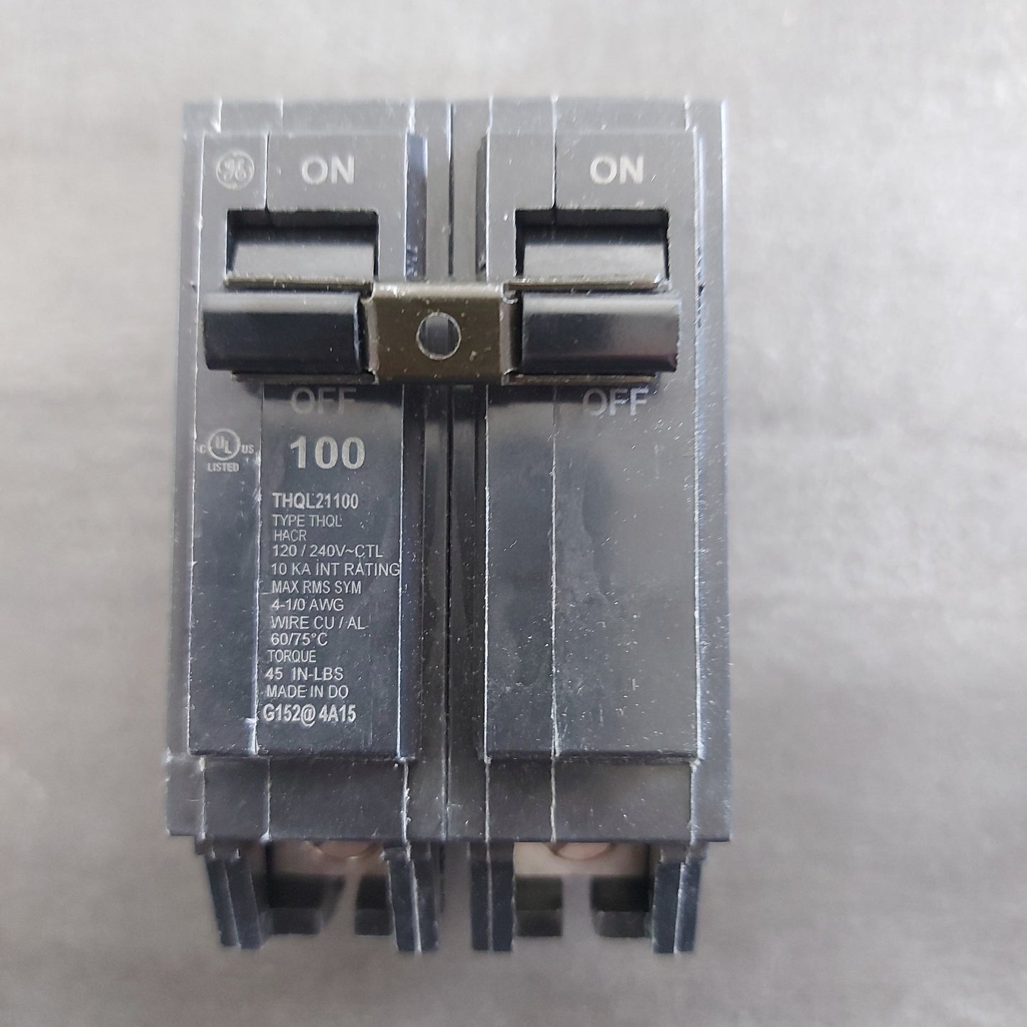 BREAKER GRUESO DOBLE 100 AMPS (THQL21100)