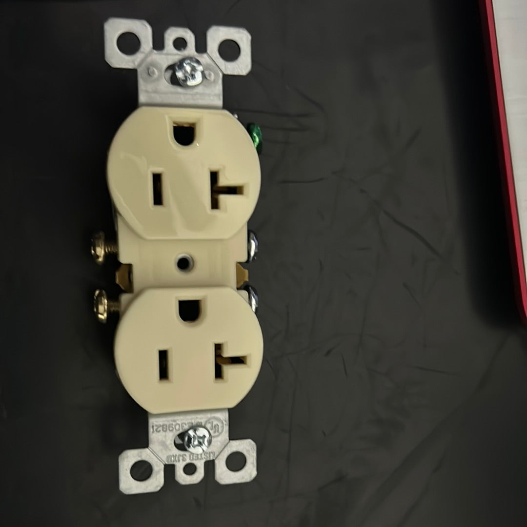 RECEPTACULO DOBLE 20AMP 125V IVORY