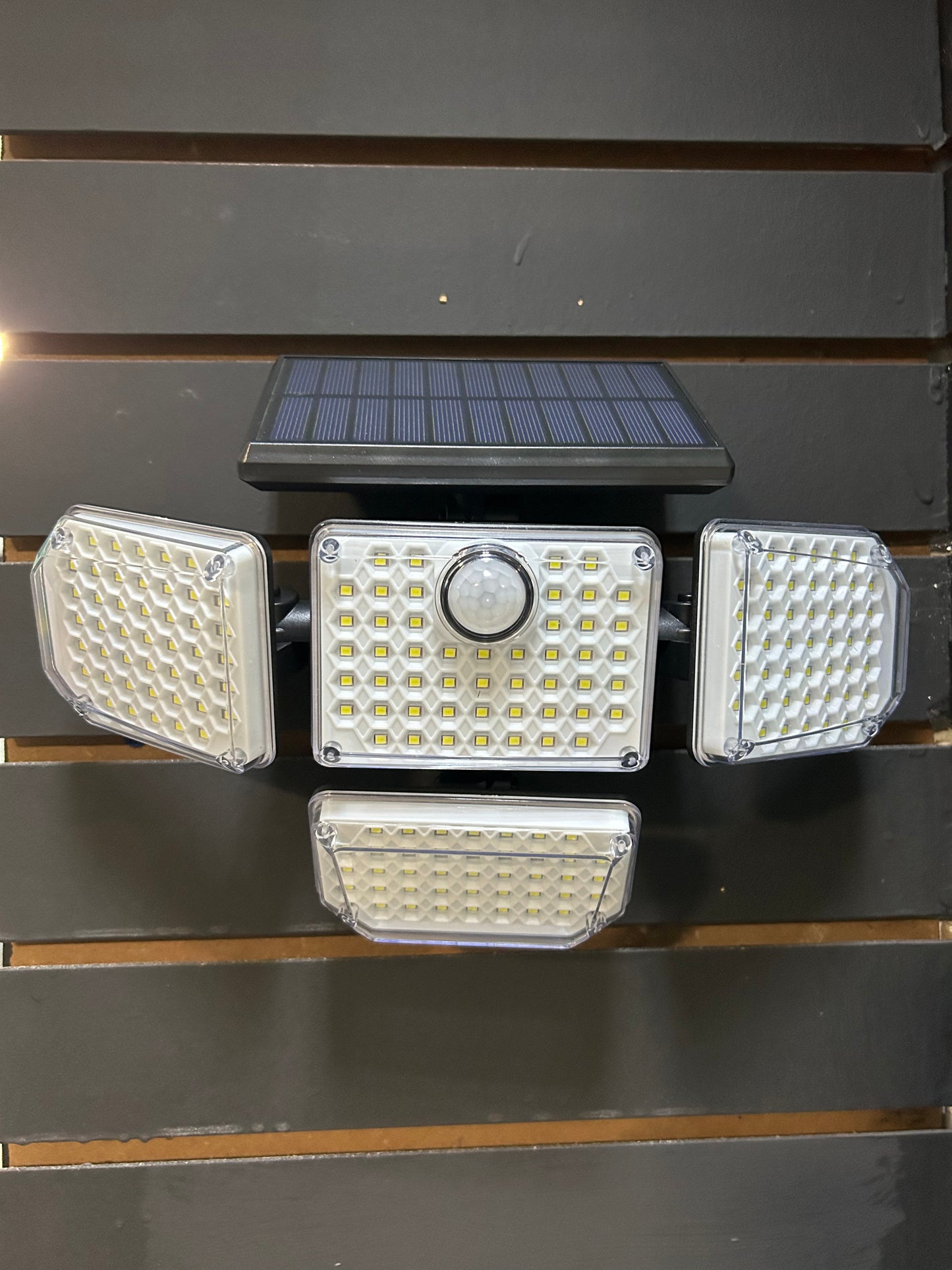 FOCO SOLAR 74 LED GRADOS